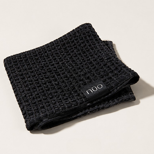 Nüo — Serviette Exfoliante